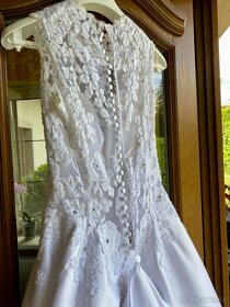 Svadobné šaty Pronovias čipkované - 4