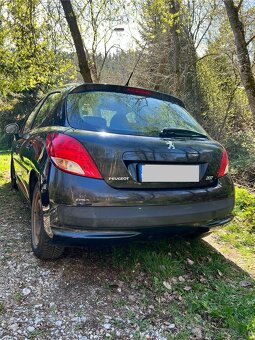 Peugeot 207 - 4