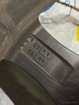 205/60R16 - 4