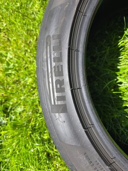 255/45 R19 - 4