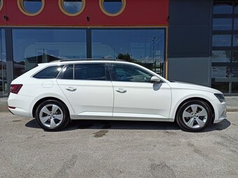 Škoda Superb Combi 2.0 TDI 110kW Ambition - 4