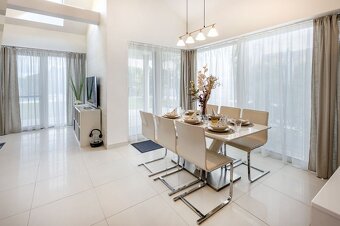 🏡Luxusný 4-izbový bungalov s garážou,bazénom v obci Šoporňa - 4