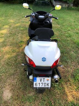 Piaggio mp3 400 - 4