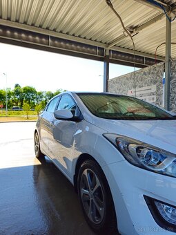 Predám Hyundai i30 1.6crdi - 4