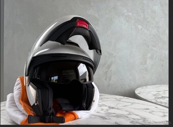 SCHUBERTH vyklapacia prilba C4 velkost S - 4