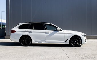 BMW Rad 5 Touring 520d xDrive A/T /AJ NA SPLÁTKY /PROTIÚČET - 4