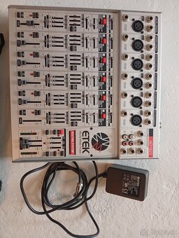 Mix pult Etek - 4