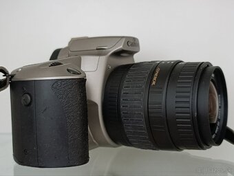 Canon EOS s objektívom a filtrom - 4