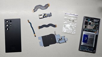 Náhradné diely na Samsung Galaxy S23 Ultra - 4