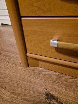 Predám komodu a dva nočné stolíky - 4