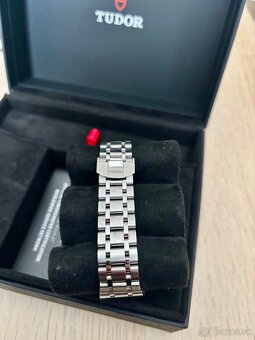 Tudor Royal 2024 - 4