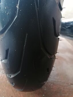 Triumph Bonneville 900 - 4