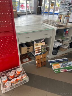 Predám predajný sklenený pult - 4