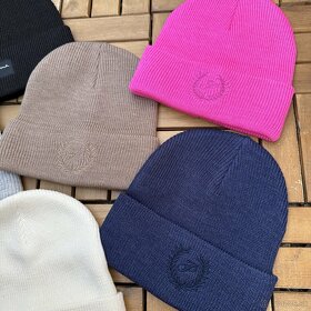 Victoria’s secret PINK zimné čiapky - 4