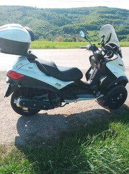 Piaggio MP3 500 - 4