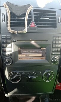 Mercedes A180 - 4