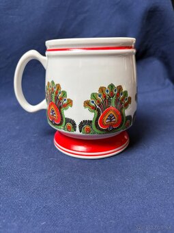 PORCELÁNOVÝ HRNČEK HOLLOHAZA - 4