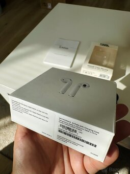 Apple AirPods 1 púzdro Karl Laherfeld zdarma - 4