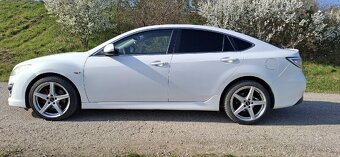 Mazda 6 - 4