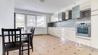 AXIS REAL | 4-izb.byt 102 m2, VEĽKÁ LODŽIA, STARÉ MESTO, ul. - 4