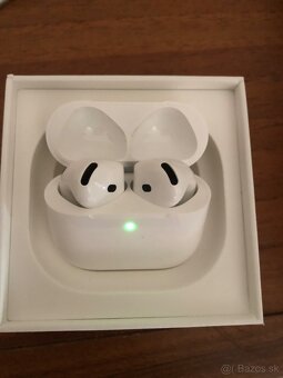 Apple AirPods 4 - 4
