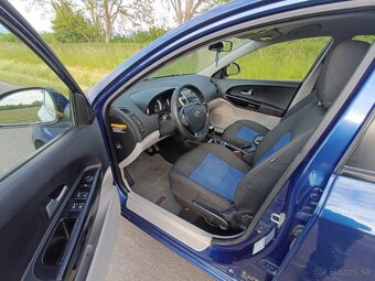 Kia CEED, 1.4 benzín, dobrý stav - 4