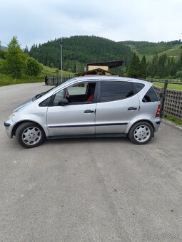 Mercedes A - 4