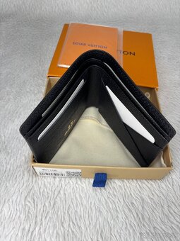LOUIS VUITTON X NIGO Love Wallet - 4