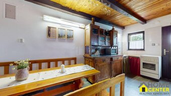 NA PREDAJ POSCHODOVÁ CHATA S VYNICOU A VÍNNOU PIVNICOU NEĎAL - 4