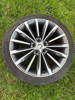 Trinity 5x112 235/40 r19 letné pneumatiky - 4