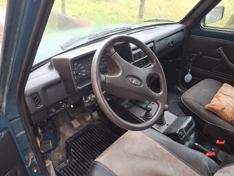 Lada Niva 1.7 (4x4) - 4