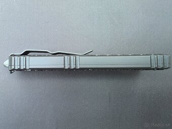 Microtech Ultratech Hellhound Tri Grip Black Hardware - 4