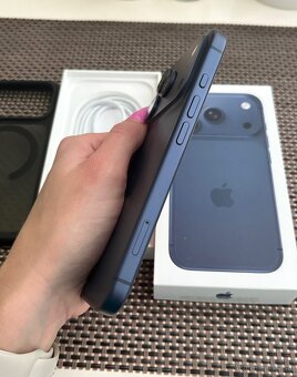 Apple iPhone 17 Pro 256GB Deep Blue - 4