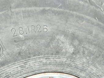 28.1 r26 pneu - 4