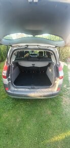 Renault Grand Scenic - 4