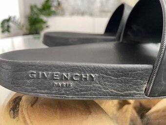 GIVENCHY dámske šlapky -39 - 4