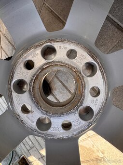 Audi disk - 4