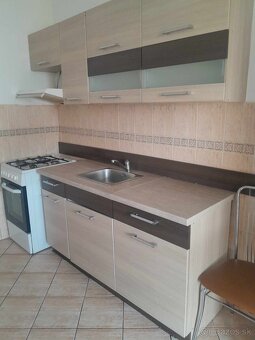 Prenájom 3 izbového bytu - 4