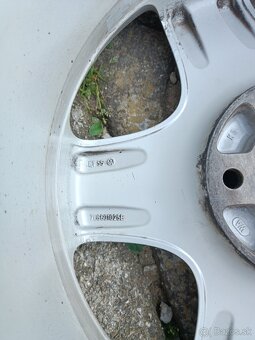 5x120 R17 Origo vw - 4