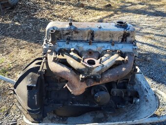 Uaz Motor 2.9 L - 4