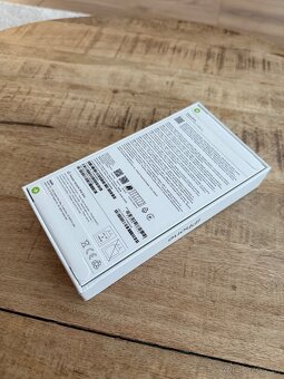 Apple iPhone 16 Pro 256GB Natural Titanium, Nový - 4