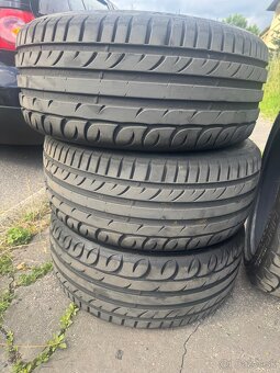235/45 r17 - 4