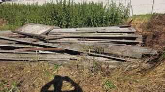 Darujem za odvoz drevo na palenie - 4