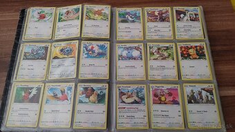 Predám staršie Pokemon karty v albume - 4
