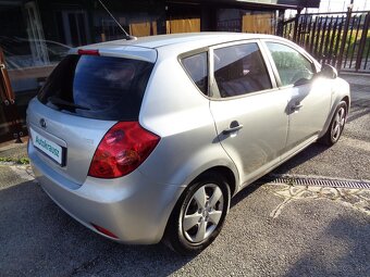 KIA Cee’d  1.6 CRDi VGT LX - 4