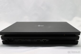 PS4 Pro CUH-7016B komplet vyservisovaná + 2 hry - 4