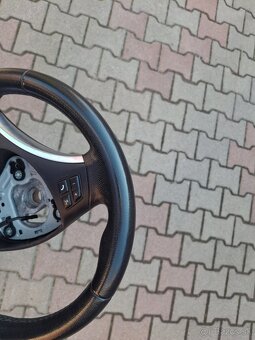 Volant BMW E90 E87 atd... - 4