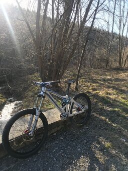 dh mondraker summum pro team - 4