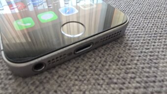 iPhone SE bateria 100%, krabica, kabel, puzdro, sklo - 4