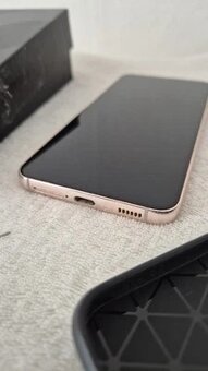 Samsung Galaxy s 22 - 4